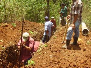 Digging a ditch for project in Malacatoya